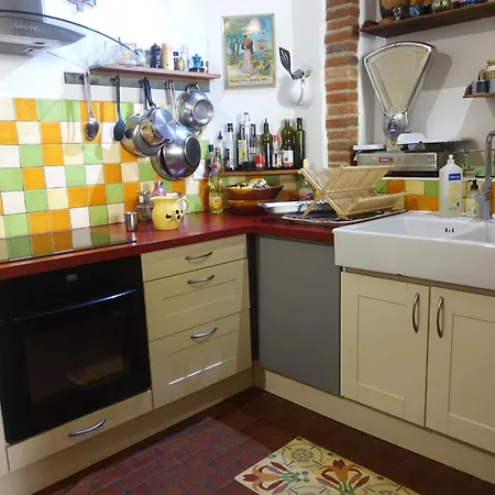 Maison Rue De La Paix Centre Historique Sur Mer Holiday home *